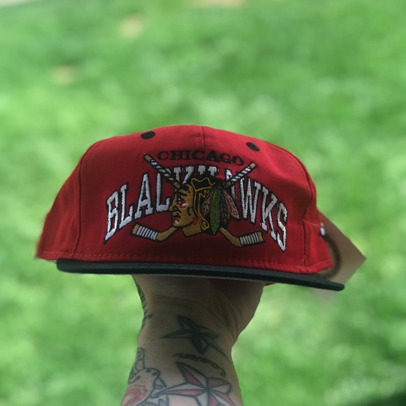 Other - Vintage Chicago Blackhawks SnapBack !